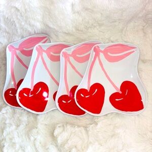 4 Piece Plastic Food Safe BPA free Cherry 🍒 cherries Dish Plates Set - NWTS NEW